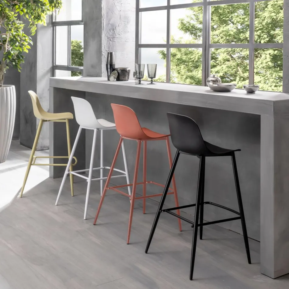 2 Scaune Din Polipropilena si Structura Metalica cu Suport pentru Picior - Inger Viadurini