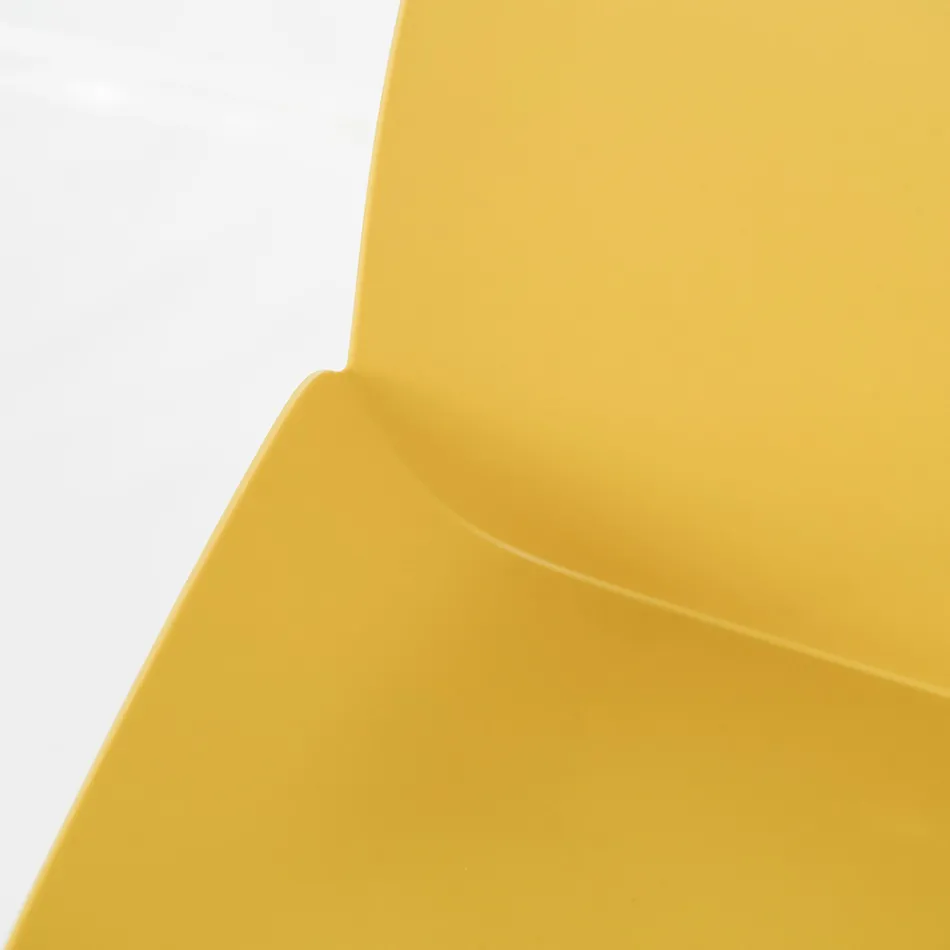 4 Scaune de exterior și de interior din polipropilenă și metal - sângeroase Viadurini