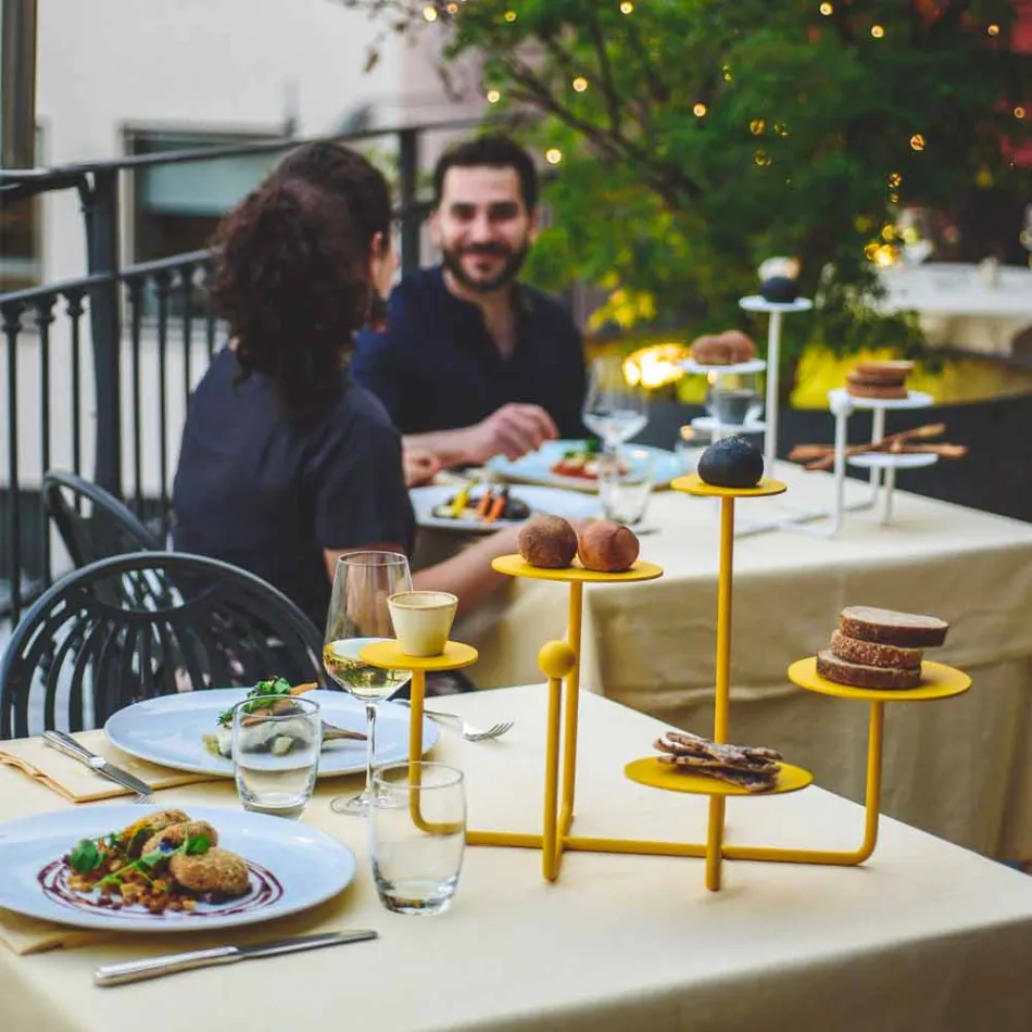 Stand dulciuri design din oțel vopsit Fabricat în Italia - Pennellope Viadurini