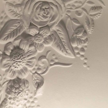 Aplica de perete în design ceramic alb mat cu flori decorative - Fluxo