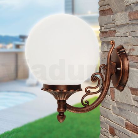 Aplic cu sferă acrilică și structură din aluminiu turnat sub presiune - Trovanero Viadurini