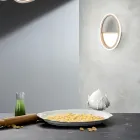 Aplică LED cu Structură Metalică Albă sau Aurie - Raissa Viadurini