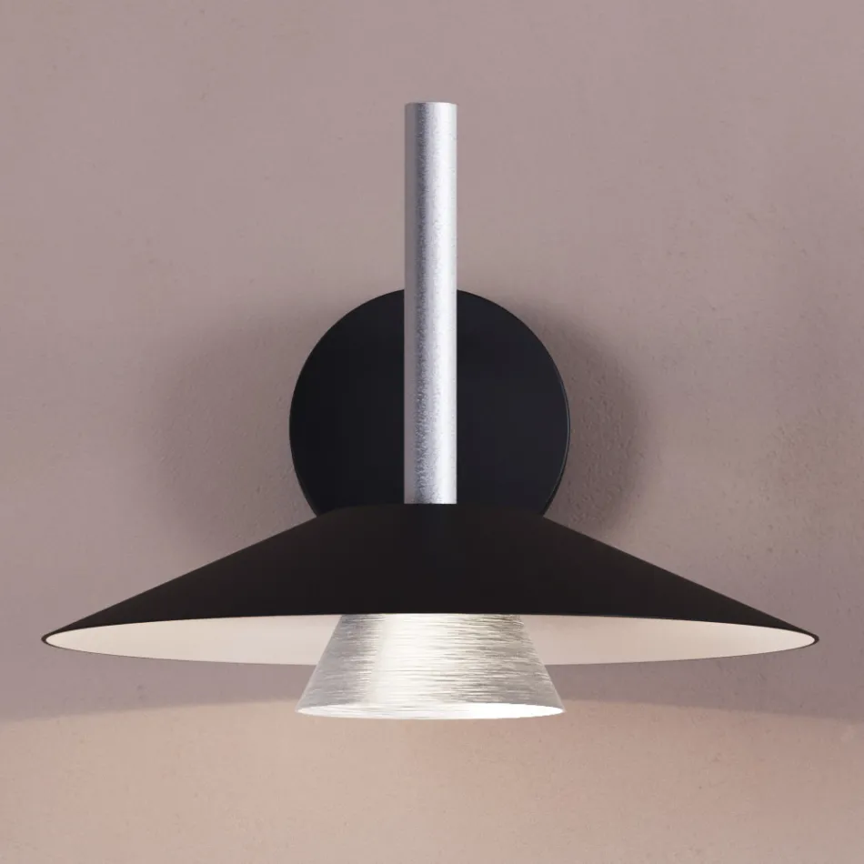 Aplice metalice în diverse finisaje fabricate în Italia - Mira Viadurini