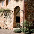 Aplica de exterior vintage din alamă, sticlă opal IP44 - Elfico Viadurini