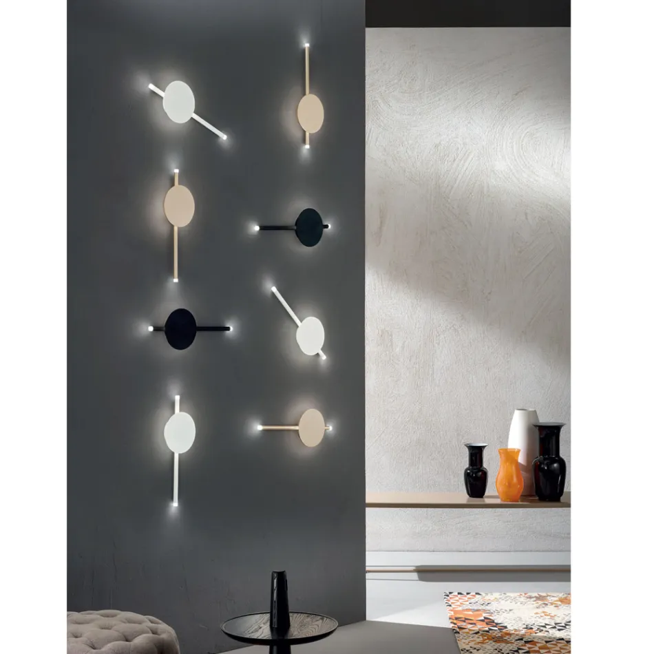 Lampă de perete LED cu design modern în metal alb, negru sau auriu - de mână Viadurini