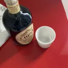 Sticlă Grappa în marmură albă de Carrara Fabricată în Italia - Fergie Viadurini