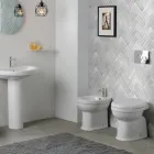 Bideu cu o singură gaură, montat pe podea, din ceramică albă, cu un design modern și elegant - Silica Viadurini