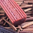 Lumanare artizanala cu parfum de scortisoara dreptunghiulara fabricata in Italia - Alissa Viadurini