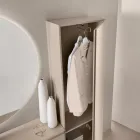 Cuier de haine din melamină lăcuită cu ușă din MDF și raft interior - Lunis Viadurini