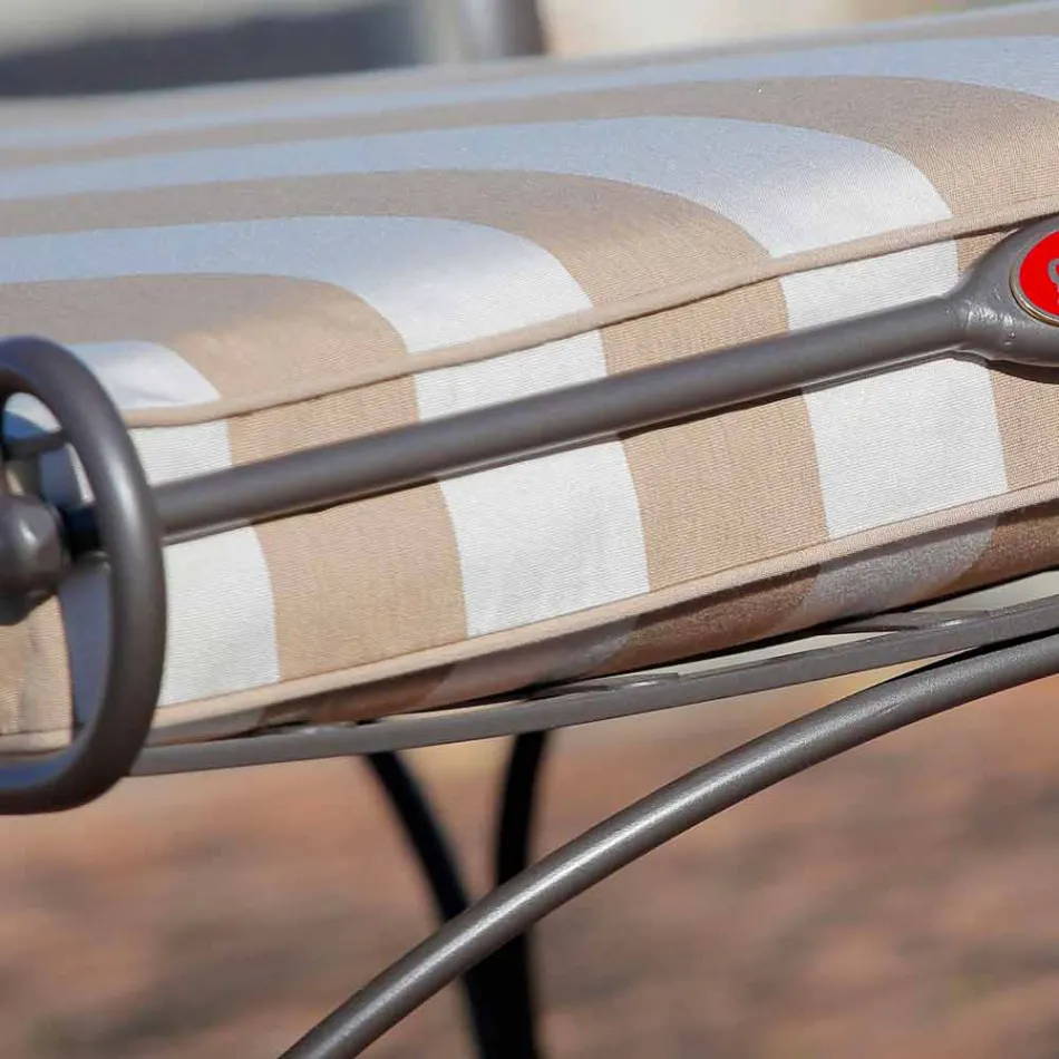 Șezlong în aer liber din fier și țesătură manuală Made in Italy - Relaxează-te Viadurini