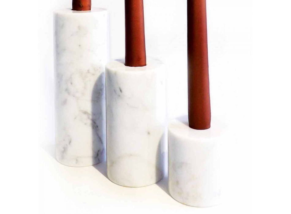Compoziție a 3 suporturi pentru lumânări din marmură albă de Carrara fabricate în Italia - Astol Viadurini