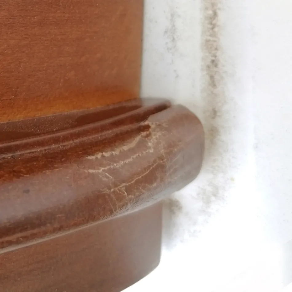 Consolă suspendată din lemn de Bassano, fabricată în Italia - Tinia Viadurini