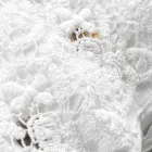 Fetă de pernă din in cu dantelă albă pentru pat cu design de lux Made in Italy - Kiss Viadurini