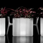 Jardinieră luminoasă din polietilenă cu două puteri și colorată, fabricată în Italia - Barbia Viadurini