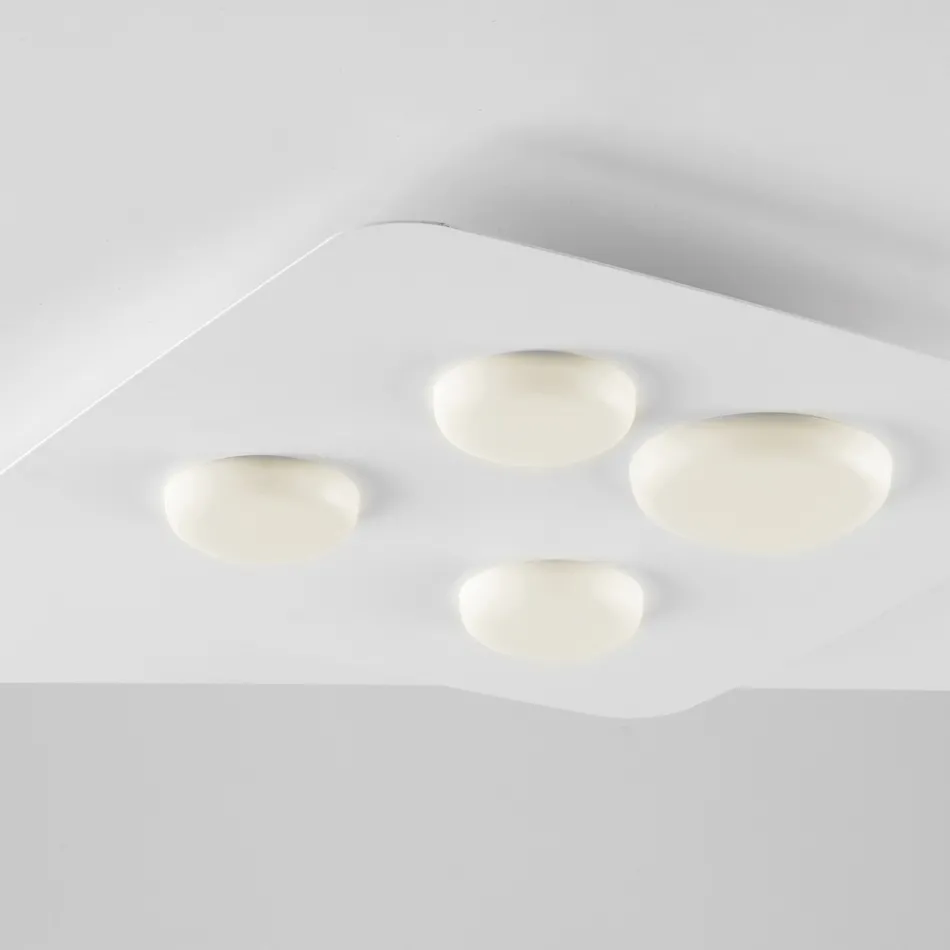 Corpuri de iluminat din sticlă și metal fabricate în Italia pentru a îmbunătăți interioarele – Kepler Viadurini