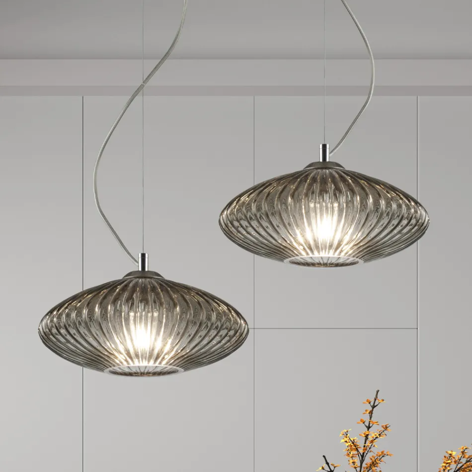 Lampă cu suspendare din sticlă suflată realizată manual în Veneția - Dafne Viadurini