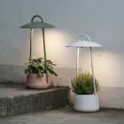 Lampa de exterior cu jardiniera din argila, aluminiu si alama - Cappello Viadurini
