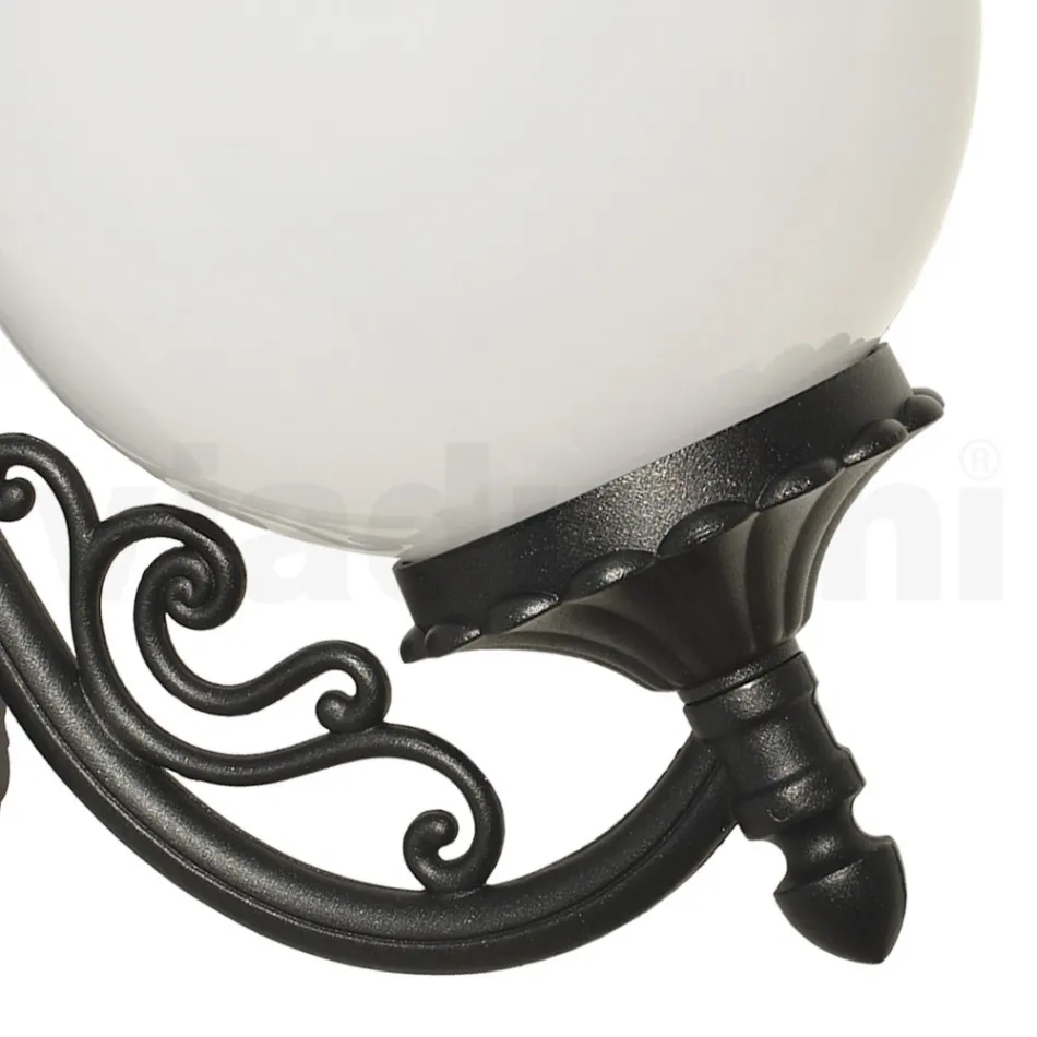 Lampa de exterior din Aluminiu cu Sfera Acrilica Opal - Trovaantracit Viadurini