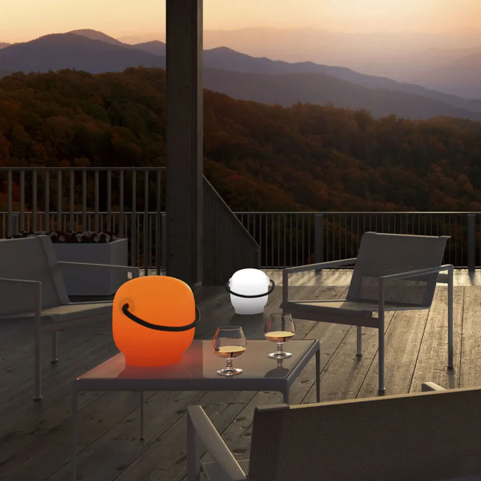 Lampă de grădină din polietilenă cu mâner Made in Italy - Galicia Viadurini