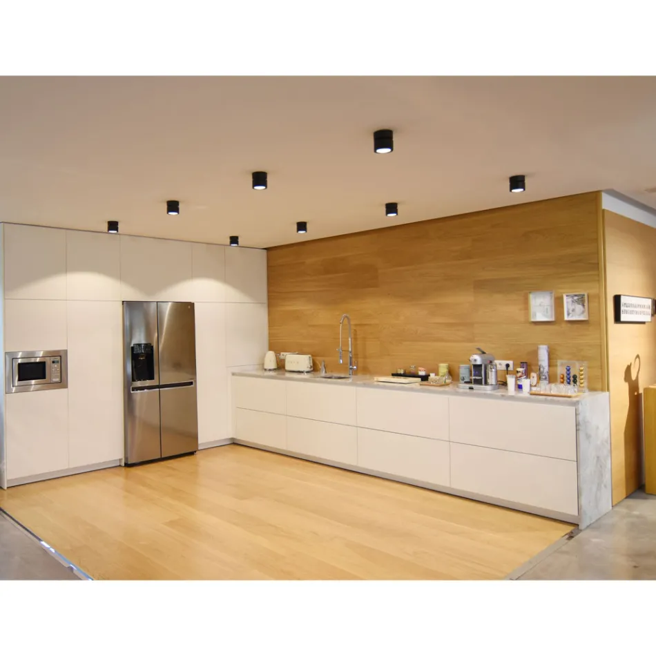 Aplică LED de 14W pentru interior din aluminiu alb sau negru - China Viadurini