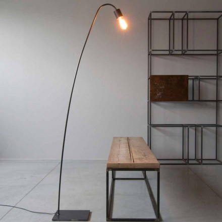 Lampă de podea Artisan Design din fier negru Fabricat în Italia - Curva Viadurini
