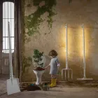 Lampă de podea pentru exterior în tehnopolimer alb Design de 3 forme - scule Viadurini