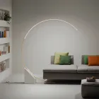 Lampă de podea din metal vopsit cu lumină LED reglabilă - Eucalipt Viadurini