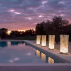 Lampă de podea cu led în tehnopolimer gri și tije din pvc alb - Touch Viadurini