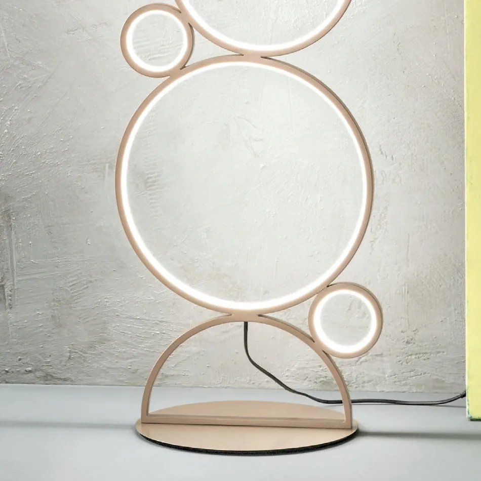 Lampă de podea LED modernă din metal vopsit auriu sau argintiu - Punto Viadurini