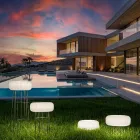Lampă de podea Disco pentru exterior din polietilenă albă, fabricată în Italia Viadurini