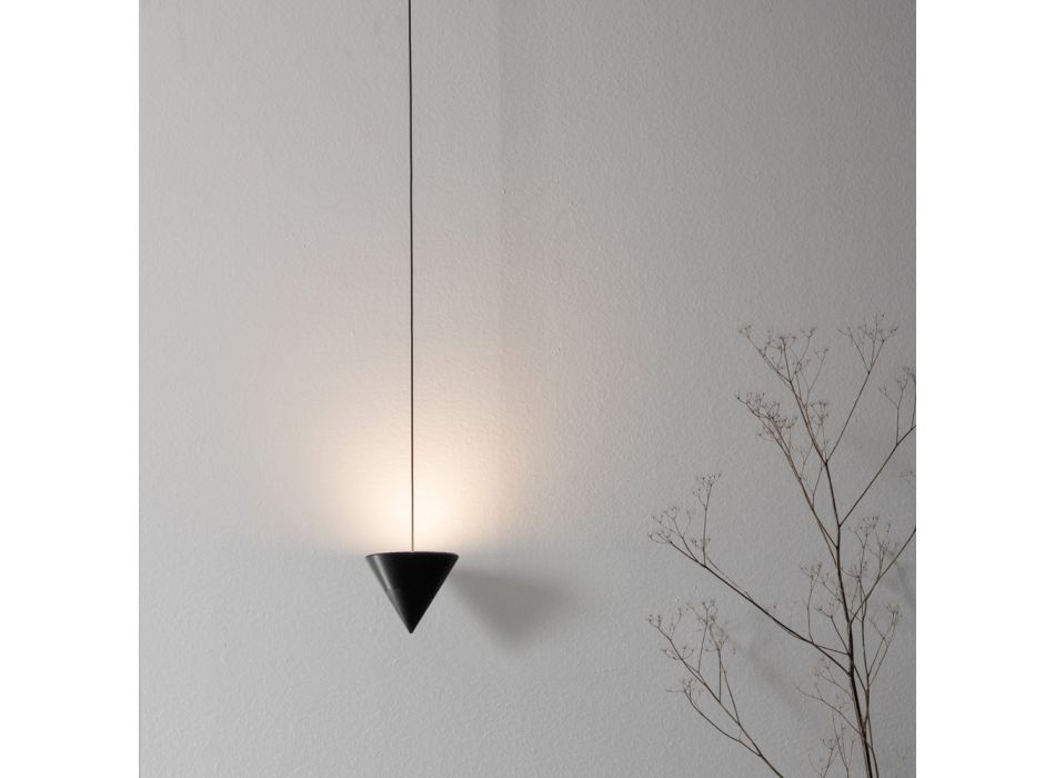 Lampă suspendată din sârmă de aluminiu neagră și con de design mare - Mercado Viadurini