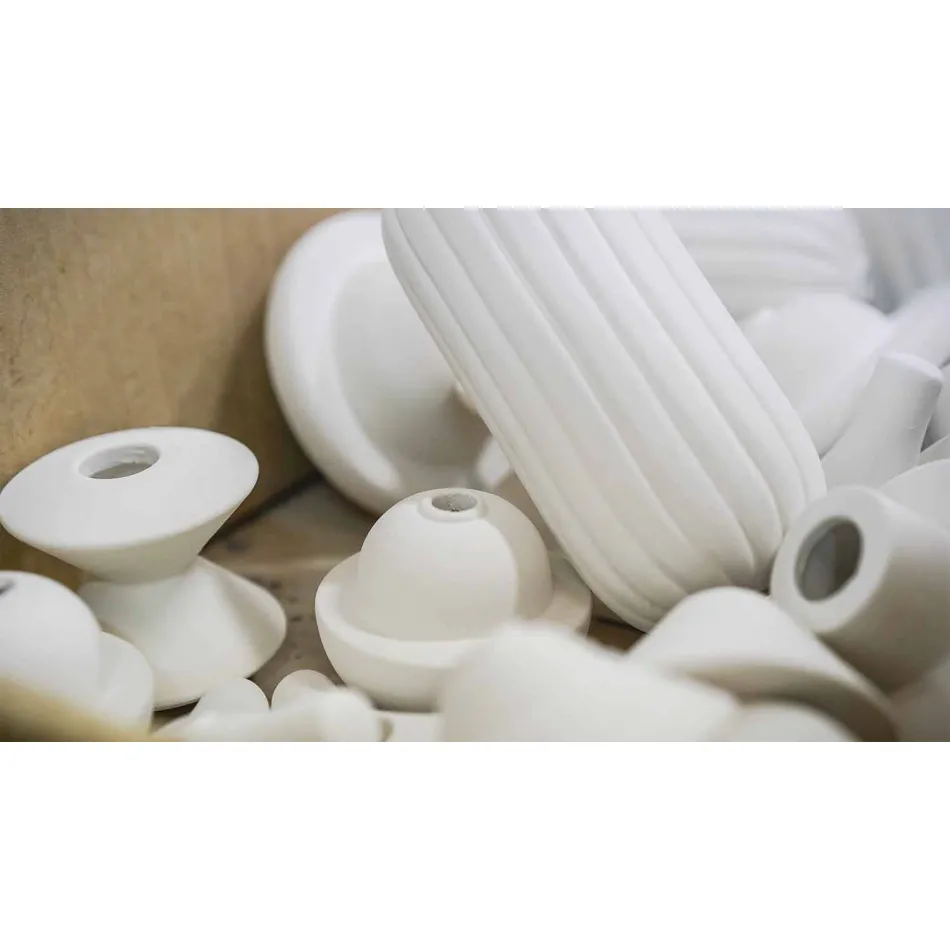 Lampa suspendată din ceramică retro galbenă sau verde, fabricată în Italia - Ferroluce Lariat Viadurini