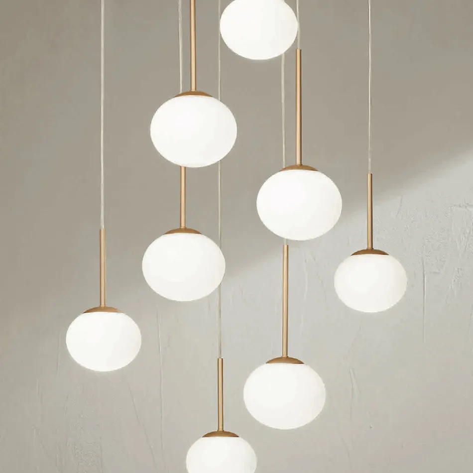 Candelabru cu 8 LED-uri din Metal Vopsit Auriu si Sticla Suflata - Ailanto Viadurini