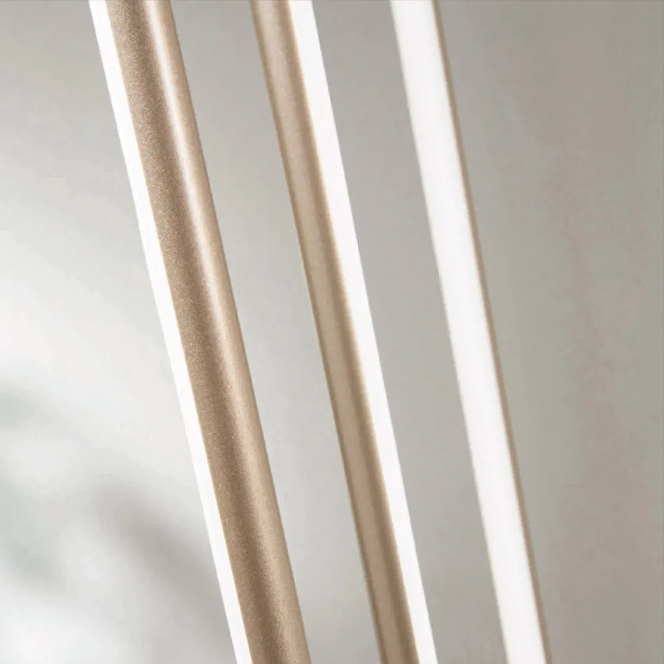 Candelabru cu 8 lumini LED din metal vopsit auriu si cabluri reglabile - portocaliu Viadurini