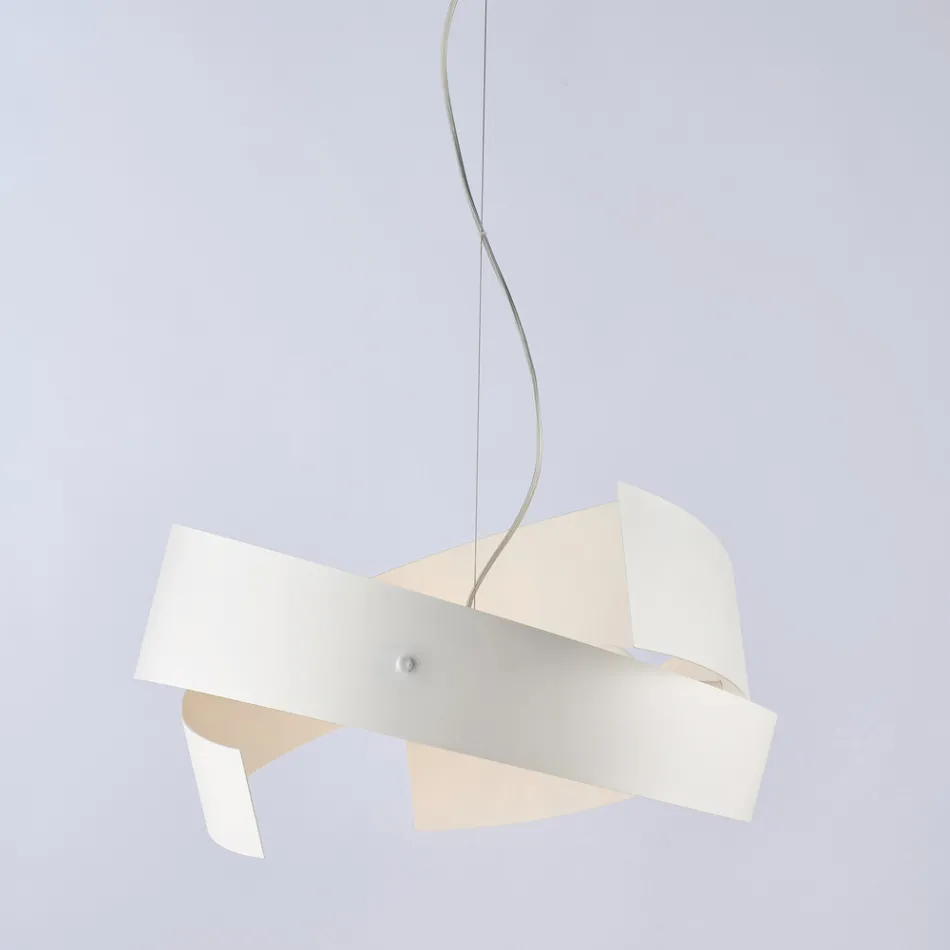 Asteroide: Un candelabru din metal negru și sticlă pentru spații moderne. Viadurini