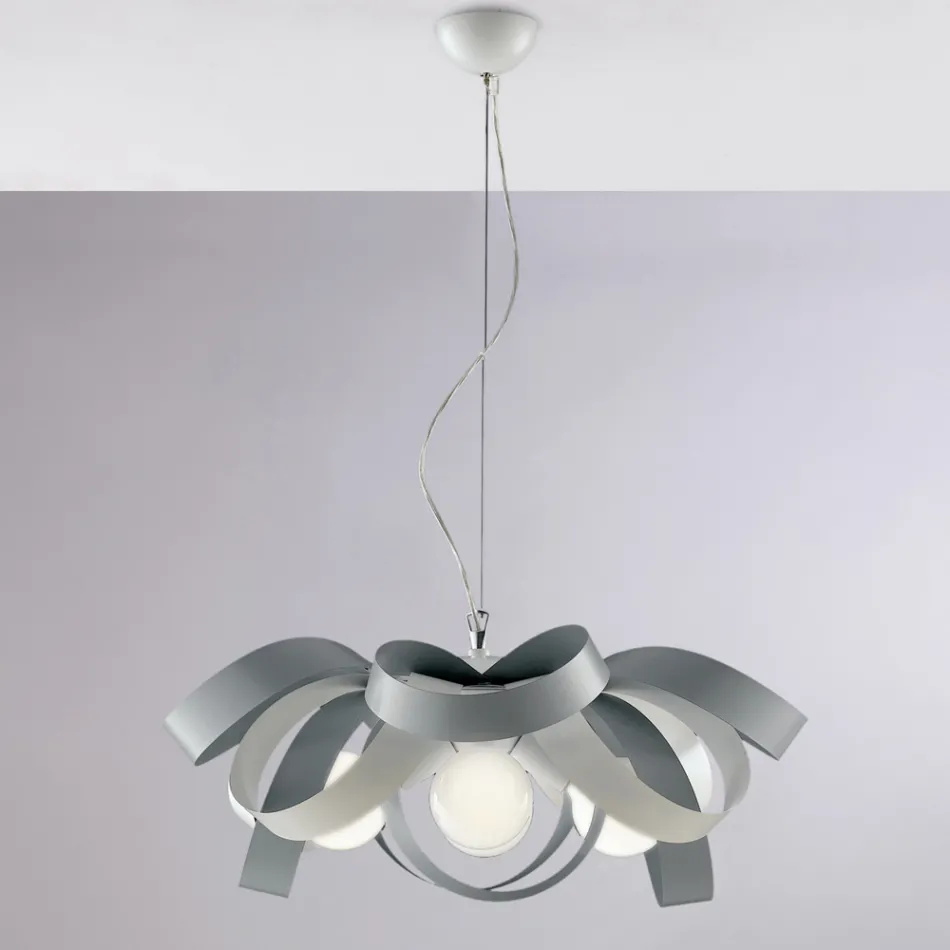 Candelabru metalic alb shabby chic pentru un decor elegant – Sea Viadurini