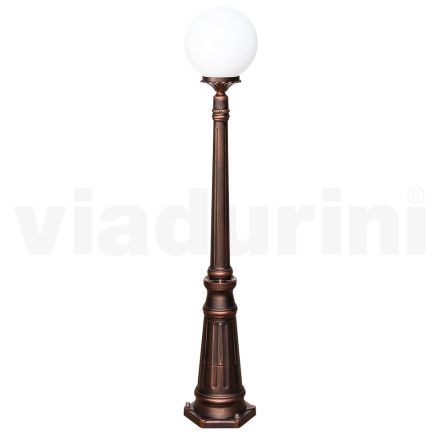 Lampa stradala inaltime de 145 cm din acrilic negru si aluminiu fabricata in Italia - Trovanero Viadurini