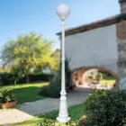 Lampa stradala inaltime de 208 cm din acril alb si aluminiu fabricata in Italia - Trovabianco Viadurini
