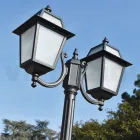 Lampar de gradina inaltime de 238 cm din Aluminiu Antracit si Sticla sablata - Elric Viadurini