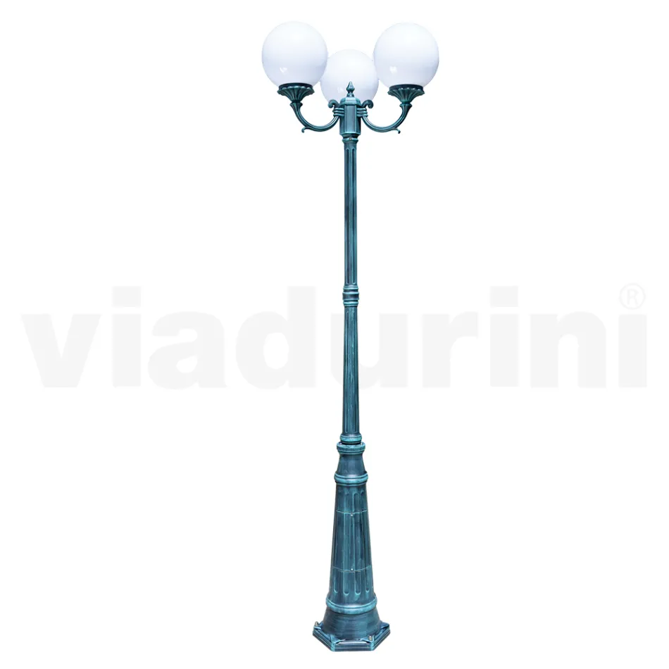 Lampa stradala inaltime de 242 cm din acril negru si aluminiu fabricata in Italia - Trovanero Viadurini