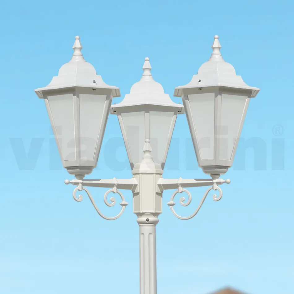 Lampa stradala in stil vintage cu 3 lumini din aluminiu si sticla Made in Italy - Terella Viadurini