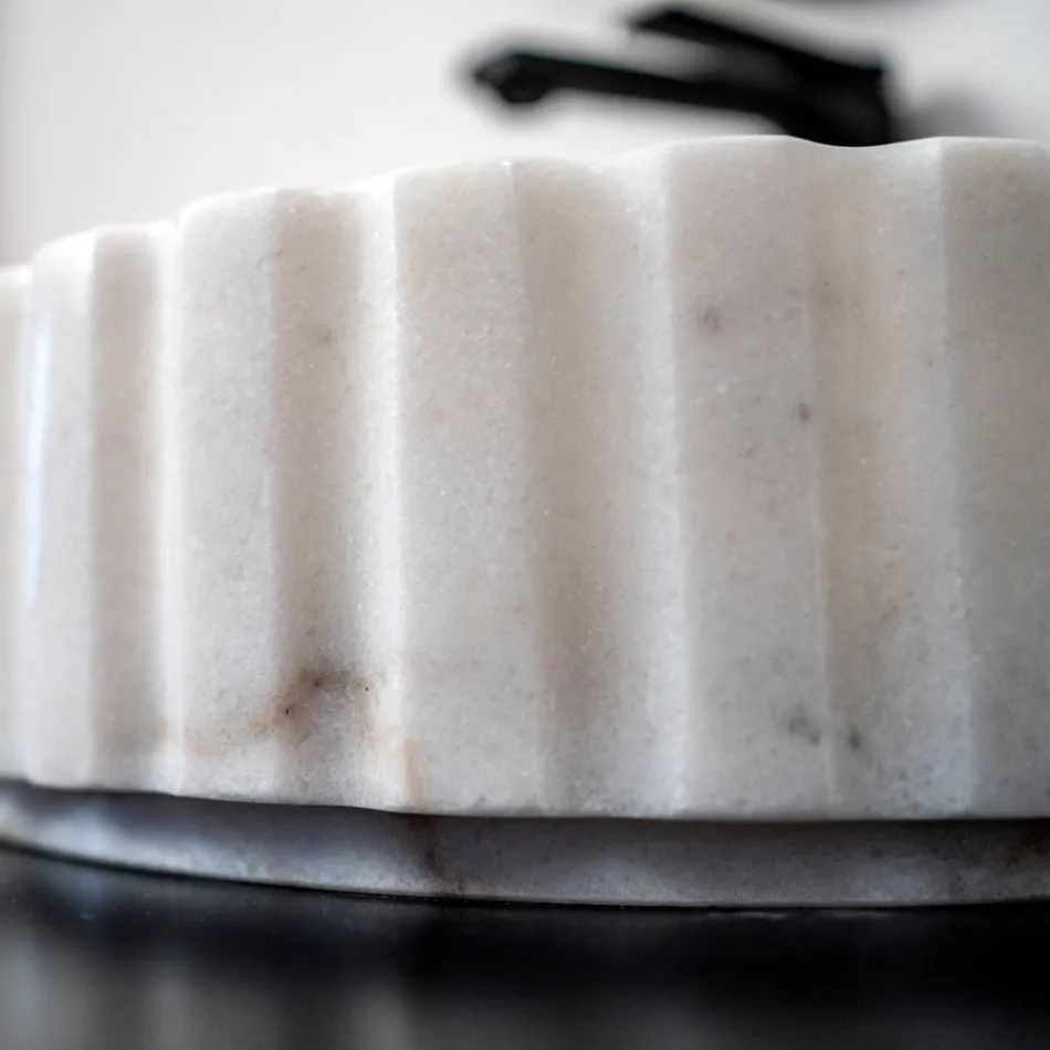 Lavoar Oval pe Blat pentru Baie Din Marmura Alba - Cunzite Viadurini