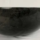 Lavoar rotund negru pe blat din piatră naturală Levi, piesă unică Viadurini
