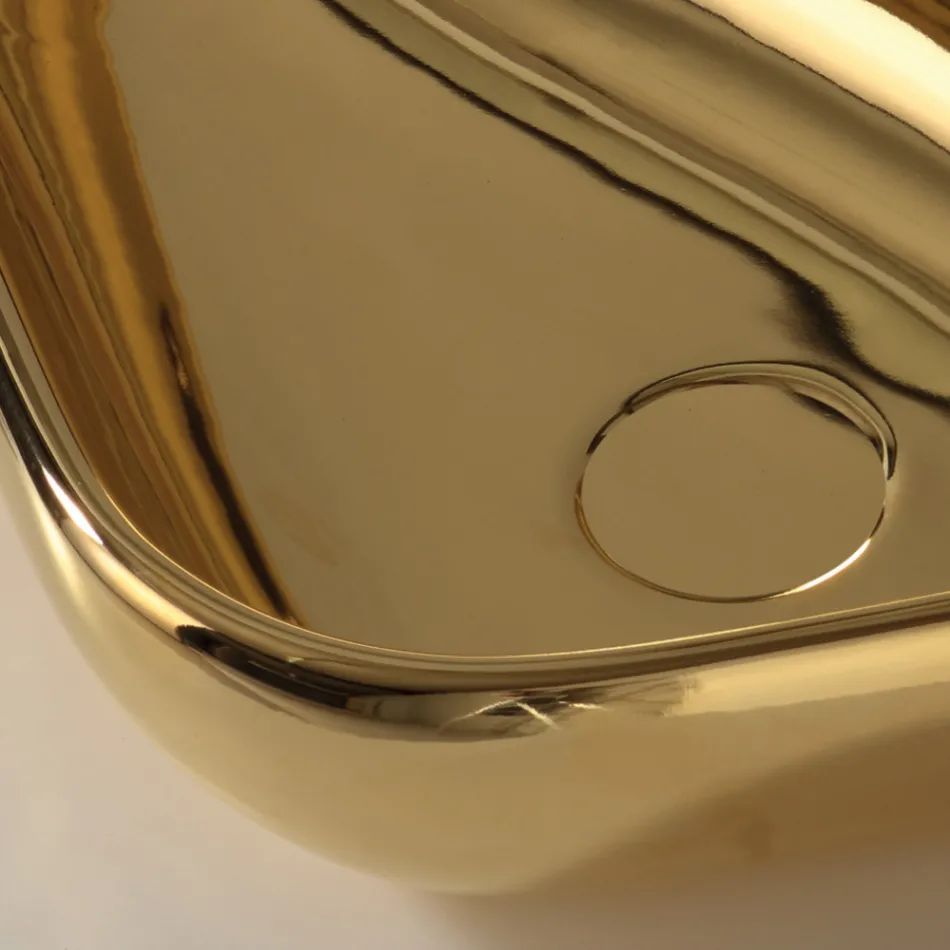 Lavoar modern pe blat din ceramica aurie fabricat in Italia Sofia Viadurini