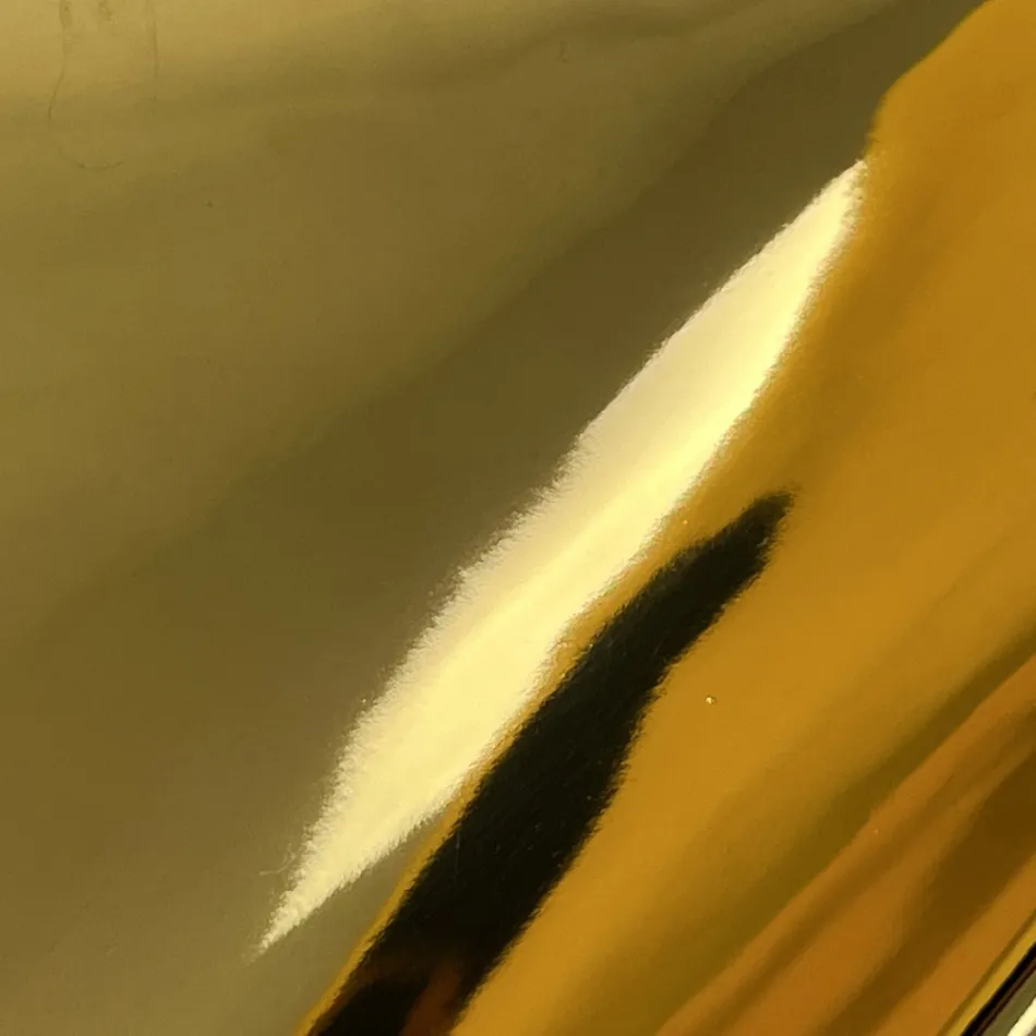 Lavoar modern pe blat din ceramica aurie fabricat in Italia Sofia Viadurini