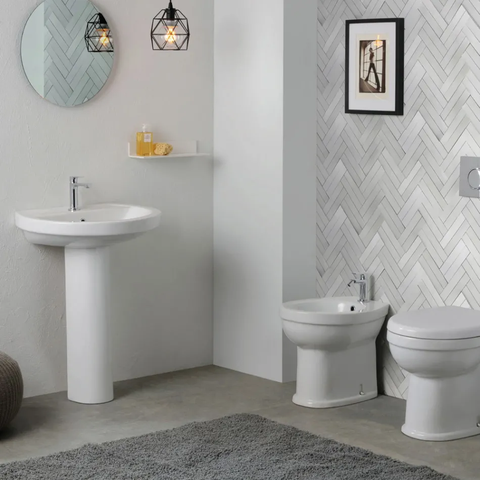 Chiuvetă cu piedestal din ceramică albă cu un design modern și elegant - Silica Viadurini