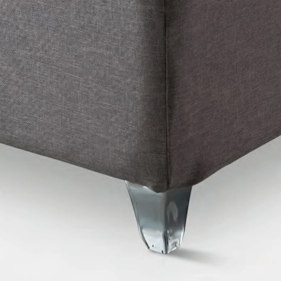 Pat dublu 160x190 cu nasturi decorativi in perne - Raze Viadurini