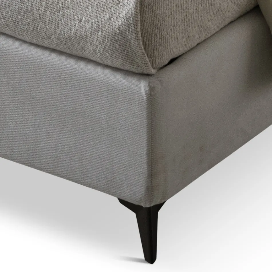 Pat dublu 160x190 din țesătură cu picioare metalice Made in Italy - Dreams Viadurini