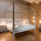 Pat dublu 160x200 cu baldachin din lemn masiv de tec - Acuarelă Viadurini