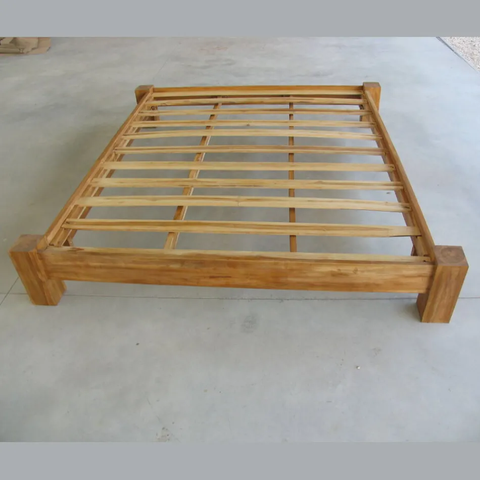 Pat dublu 160x200 din lemn masiv de tec - Fresco Viadurini